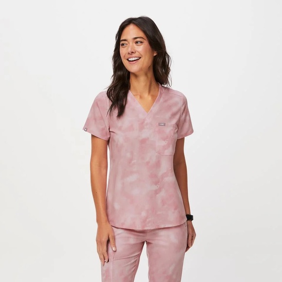Figs Tops - Figs Women’s M Catarina Top & Joggers - Marbled Rose